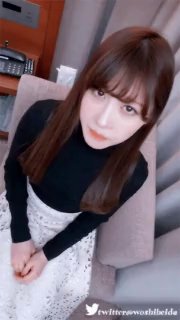 一开台就看到巨乳主播在享受开心的时刻~立刻侧录下来精美保存~~